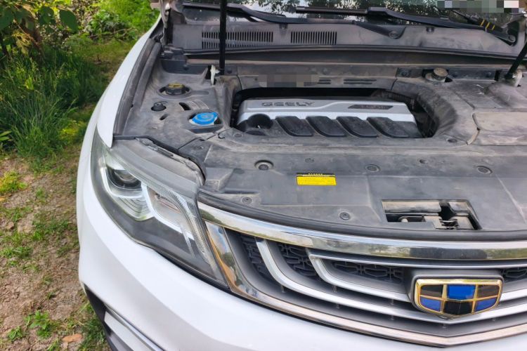 Used Geely Auto Emgrand X7 Sport 2018 1.8TD Automatic Two-Wheel Drive Smart 4G Connected Version Engine Bay Right
