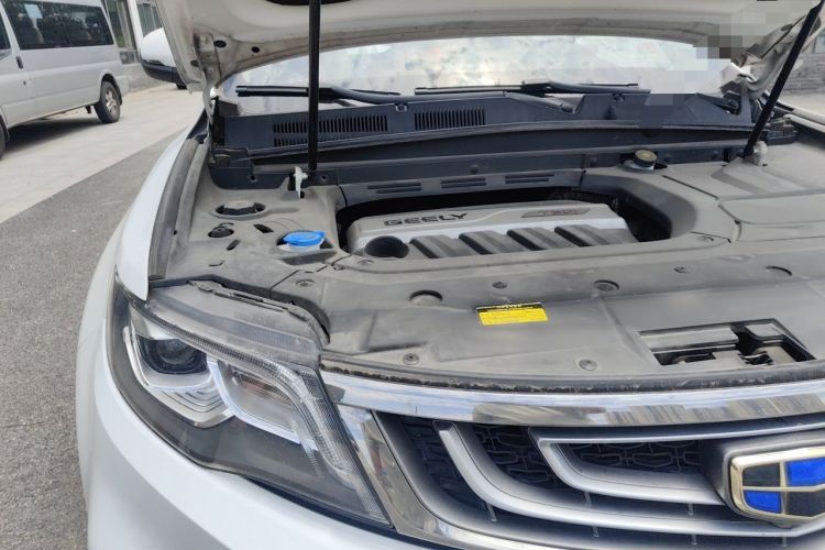Used Geely Auto Emgrand X7 Sport 2018 1.8TD Automatic Two-Wheel Drive Smart Connect 4G Internet Edition Engine Bay Right