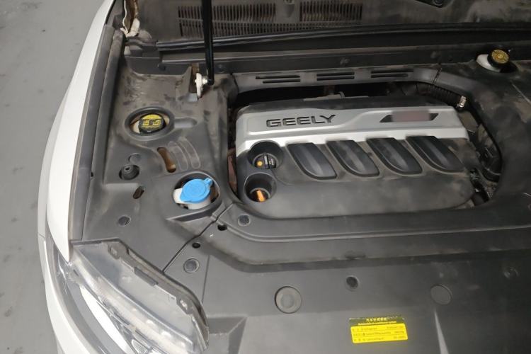 Used Geely Auto Emgrand X7 Sport 2018 1.8TD Automatic Two-Wheel Drive Zhiya Model Engine Bay Right