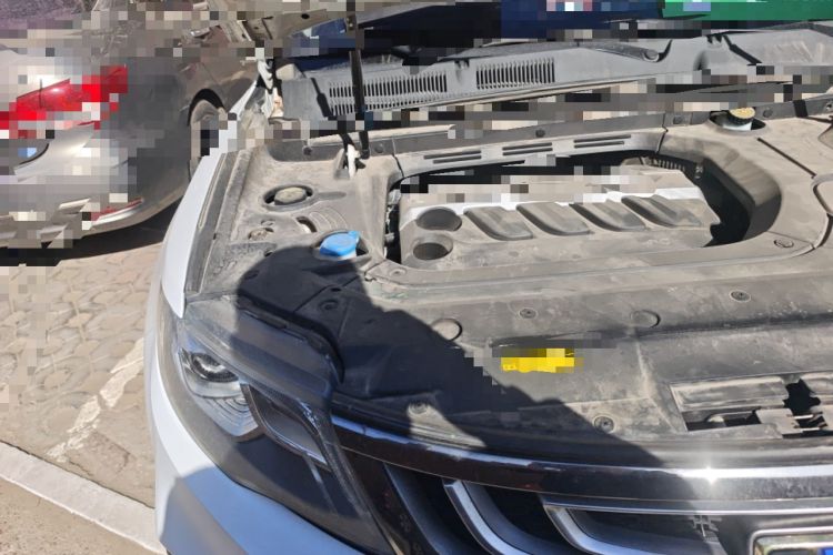 Used Geely Auto Emgrand X7 Sport 2018 1.8TD Automatic Two-Wheel Drive Smart Connect 4G Internet Edition Engine Bay Right