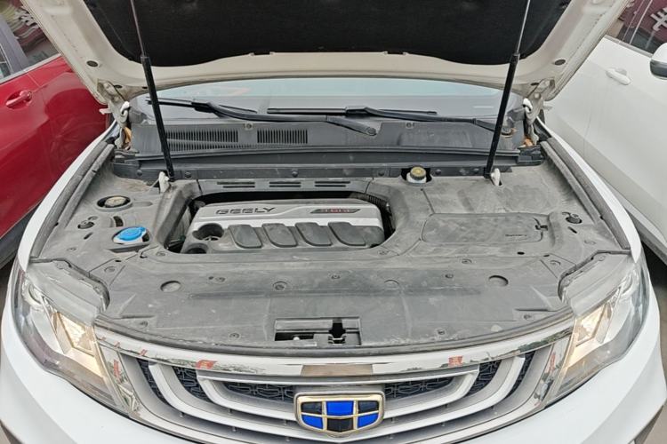 Used Geely Auto Emgrand X7 Sport 2018 1.8TD Automatic Two-Wheel Drive Zhiya Model Engine Bay
