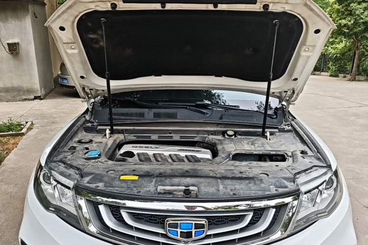 Used Geely Auto Emgrand X7 Sport 2018 1.8TD Manual Two-Wheel Drive Zhiya Model Engine Bay