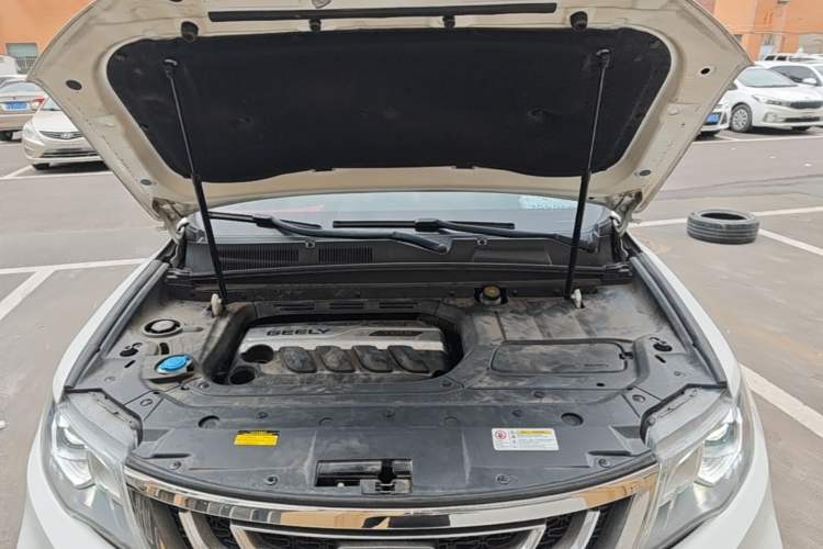 Used Geely Auto Emgrand X7 Sport 2018 1.8TD Automatic Two-Wheel Drive Smart 4G Connected Version Engine Bay