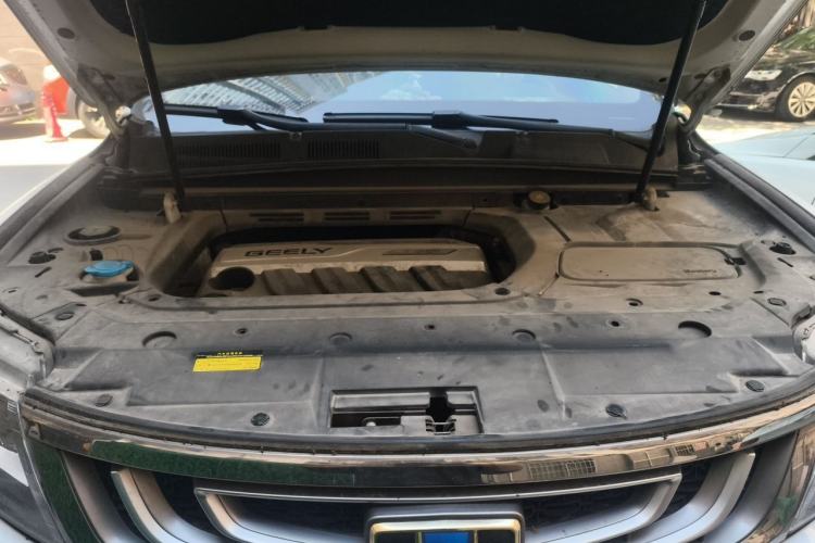 Used Geely Auto Emgrand X7 Sport 2018 1.8TD Automatic Two-Wheel Drive Zhiya Model Engine Bay