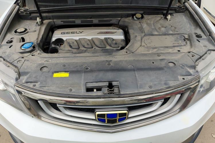 Used Geely Auto Emgrand X7 Sport 2018 1.8TD Automatic Two-Wheel Drive Smart Connect 4G Internet Edition Engine Bay