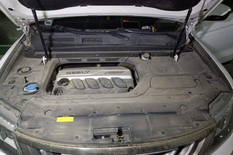 Used Geely Auto Emgrand X7 Sport 2018 1.8TD Automatic Two-Wheel Drive Zhiya Model Engine Bay