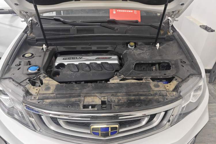 Used Geely Auto Emgrand X7 Sport 2018 1.8TD Automatic Two-Wheel Drive Smart Connect 4G Internet Edition Engine Bay