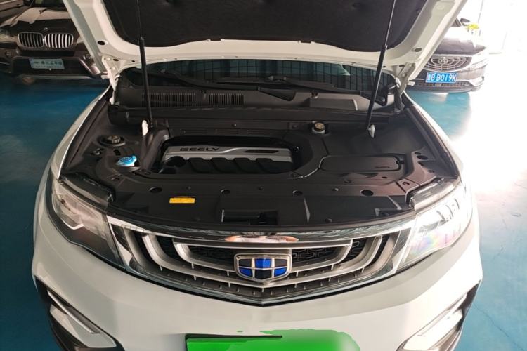 Used Geely Auto Emgrand X7 Sport 2018 1.8TD Automatic Two-Wheel Drive Smart Connect 4G Internet Edition Engine Bay