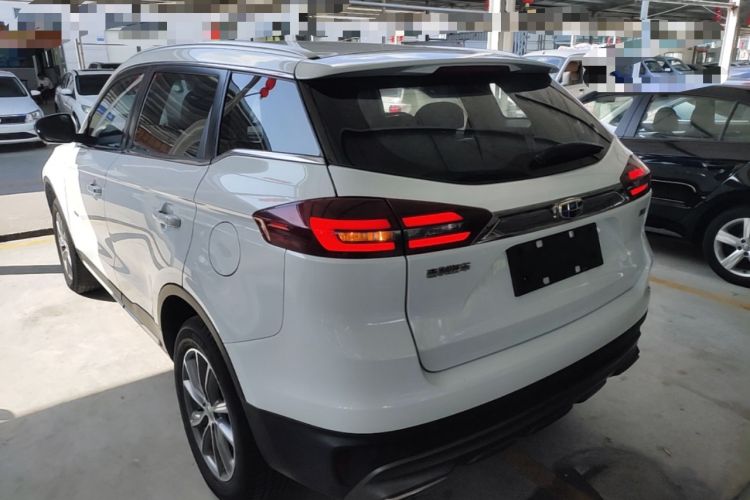 Used Geely Auto Emgrand X7 Sport 2018 1.8TD Automatic Two-Wheel Drive Smart 4G Connected Version Exterior 2