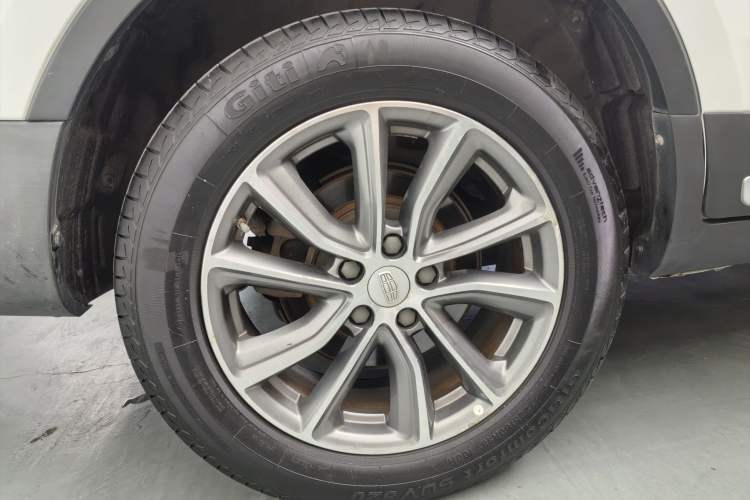 Used Geely Auto Emgrand X7 Sport 2018 1.8TD Automatic Two-Wheel Drive Smart 4G Connected Version Exterior 2