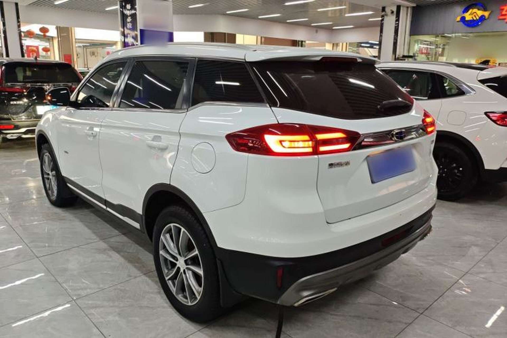 Used Geely Auto Emgrand X7 Sport 2018 1.8TD Automatic Two-Wheel Drive Smart Connect 4G Internet Edition Exterior 2