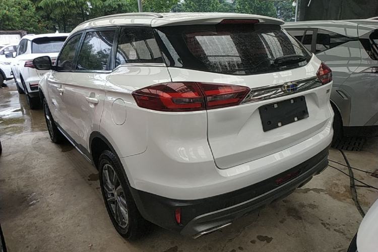 Used Geely Auto Emgrand X7 Sport 2018 1.8TD Automatic Two-Wheel Drive Zhiya Model Exterior 2