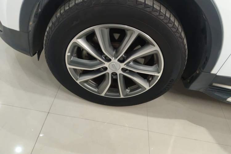 Used Geely Auto Emgrand X7 Sport 2018 1.8TD Automatic Two-Wheel Drive Smart Connect 4G Internet Edition Exterior 2