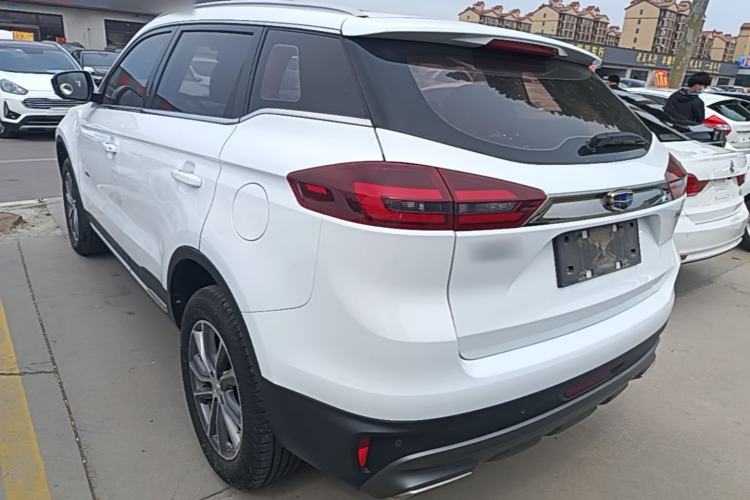 Used Geely Auto Emgrand X7 Sport 2018 1.8TD Automatic Two-Wheel Drive Zhiya Model Exterior 2