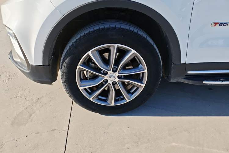 Used Geely Auto Emgrand X7 Sport 2018 1.8TD Automatic Two-Wheel Drive Smart Connect 4G Internet Edition Exterior 3