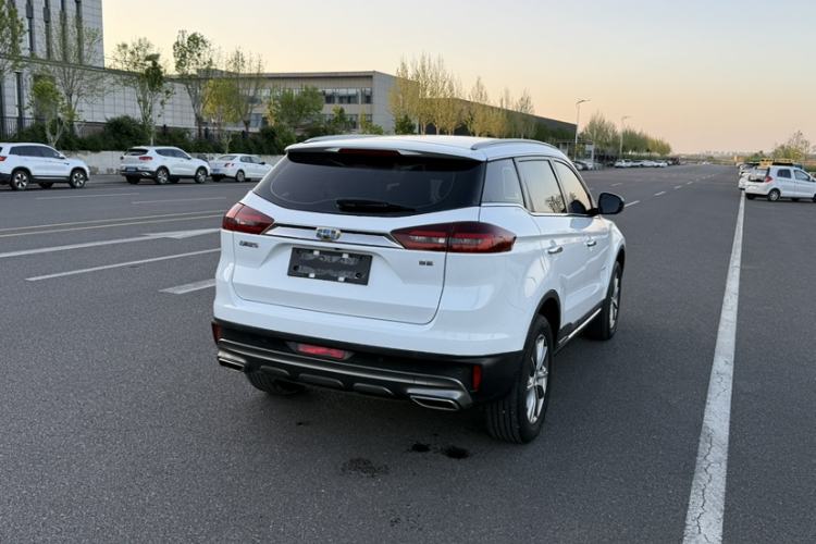 Used Geely Auto Emgrand X7 Sport 2018 1.8TD Automatic Two-Wheel Drive Zhiya Model Exterior 3