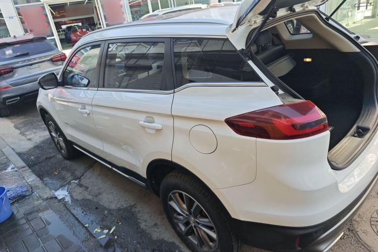 Used Geely Auto Emgrand X7 Sport 2018 1.8TD Automatic Two-Wheel Drive Smart Connect 4G Internet Edition Exterior 3