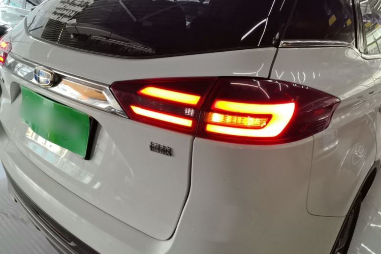 Used Geely Auto Emgrand X7 Sport 2018 1.8TD Automatic Two-Wheel Drive Smart Connect 4G Internet Edition Exterior 3