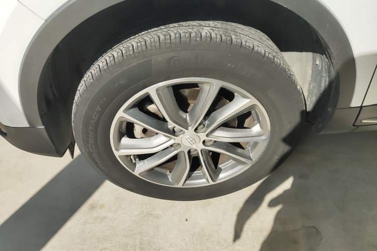 Used Geely Auto Emgrand X7 Sport 2018 1.8TD Automatic Two-Wheel Drive Smart 4G Connected Version Exterior 4