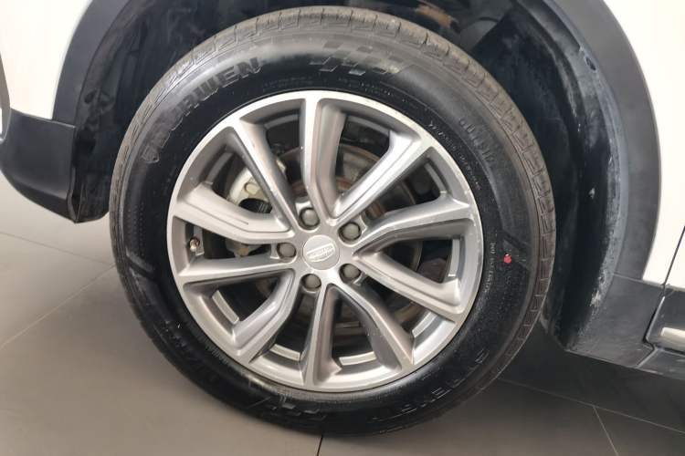 Used Geely Auto Emgrand X7 Sport 2018 1.8TD Automatic Two-Wheel Drive Smart Connect 4G Internet Edition Exterior 4