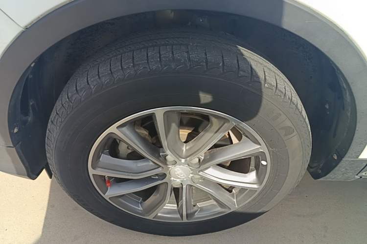 Used Geely Auto Emgrand X7 Sport 2018 1.8TD Automatic Two-Wheel Drive Smart Connect 4G Internet Edition Exterior 4