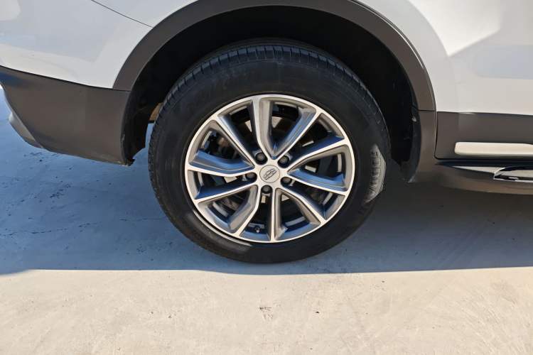 Used Geely Auto Emgrand X7 Sport 2018 1.8TD Automatic Two-Wheel Drive Smart Connect 4G Internet Edition Exterior 4