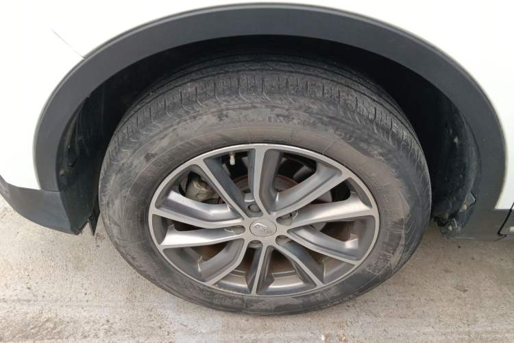 Used Geely Auto Emgrand X7 Sport 2018 1.8TD Automatic Two-Wheel Drive Smart Connect 4G Internet Edition Exterior 4