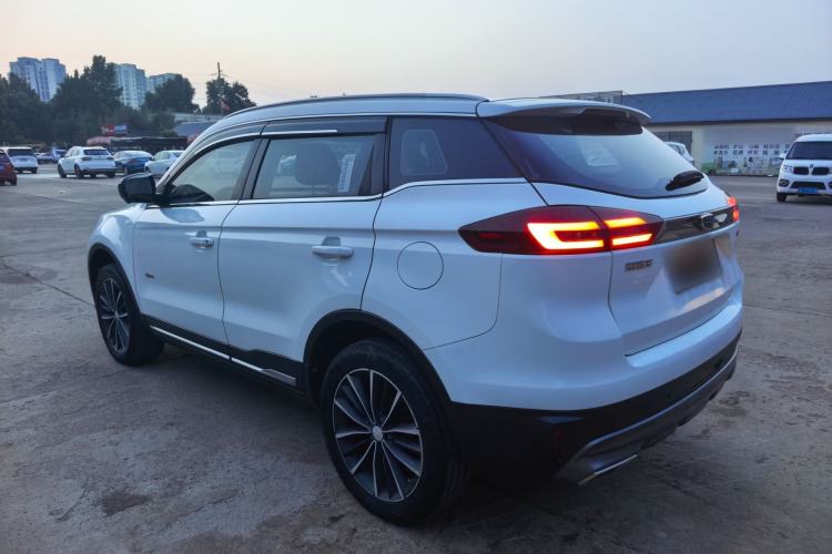 Used Geely Auto Emgrand X7 Sport 2018 1.8TD Automatic Two-Wheel Drive ZhiZun Model with 4G Connectivity Exterior 5