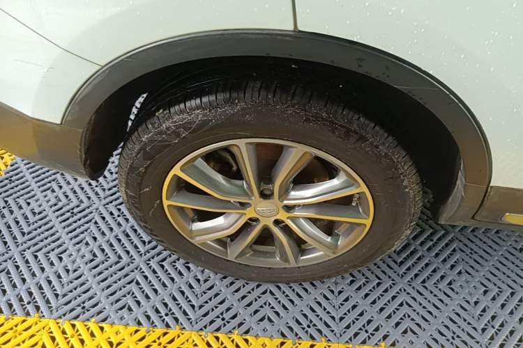 Used Geely Auto Emgrand X7 Sport 2018 1.8TD Automatic Two-Wheel Drive Smart Connect 4G Internet Edition Exterior 5