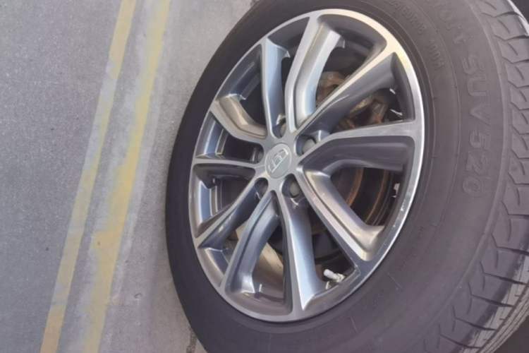 Used Geely Auto Emgrand X7 Sport 2018 1.8TD Automatic Two-Wheel Drive Smart Connect 4G Internet Edition Exterior 5