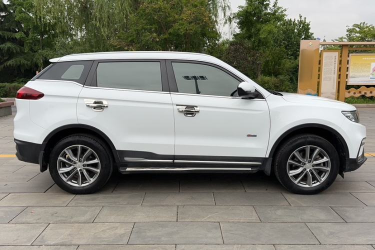Used Geely Auto Emgrand X7 Sport 2018 1.8TD Automatic Two-Wheel Drive Smart Connect 4G Internet Edition Exterior 5