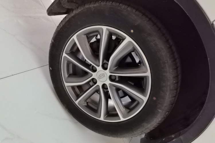 Used Geely Auto Emgrand X7 Sport 2018 1.8TD Automatic Two-Wheel Drive Smart Connect 4G Internet Edition Exterior 5