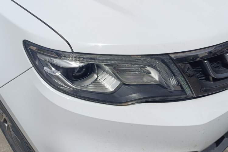 Used Geely Auto Emgrand X7 Sport 2018 1.8TD Automatic Two-Wheel Drive Smart Connect 4G Internet Edition Exterior 6