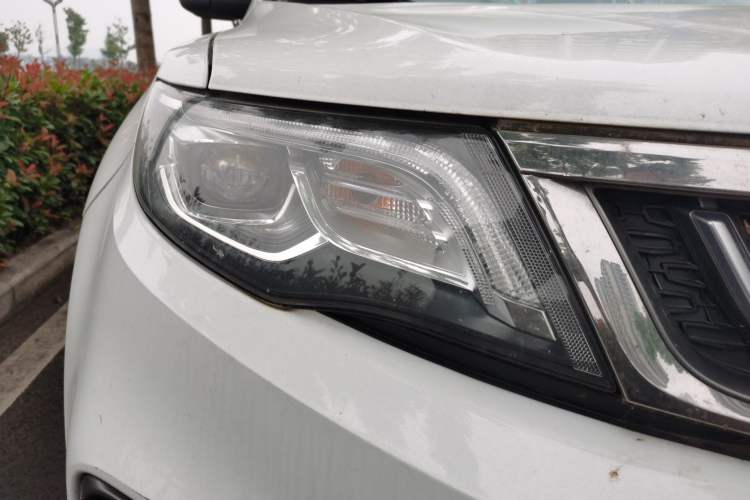 Used Geely Auto Emgrand X7 Sport 2018 1.8TD Automatic Two-Wheel Drive Smart Connect 4G Internet Edition Exterior 6
