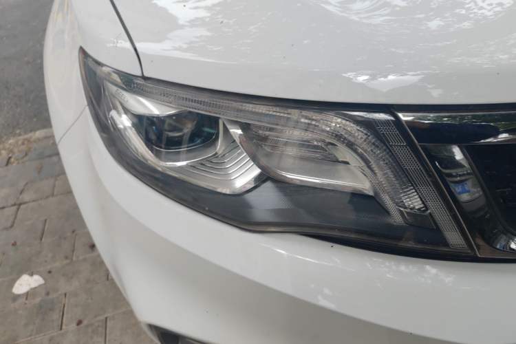 Used Geely Auto Emgrand X7 Sport 2018 1.8TD Automatic Two-Wheel Drive Smart 4G Connected Version Exterior 6
