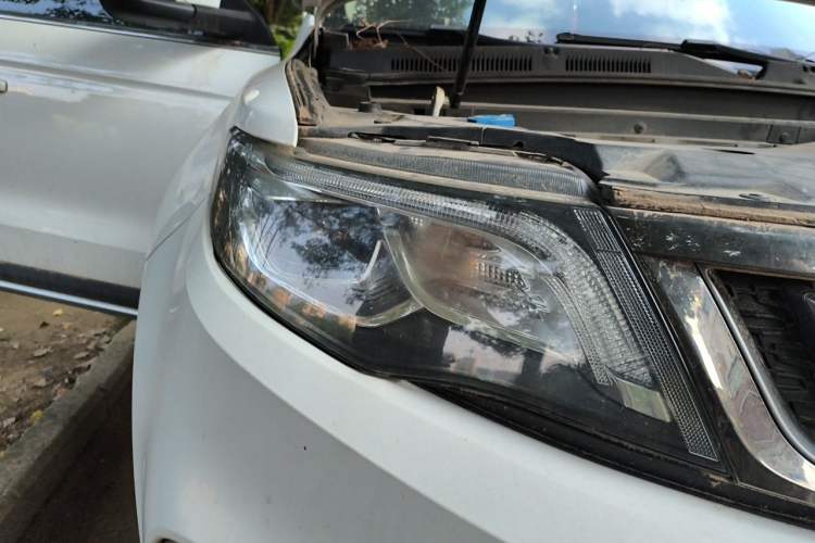 Used Geely Auto Emgrand X7 Sport 2018 1.8TD Automatic Two-Wheel Drive Smart Connect 4G Internet Edition Exterior 6