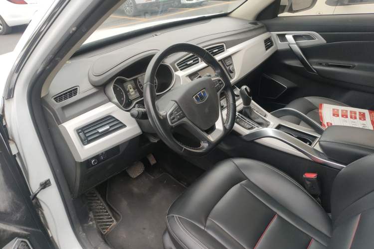 Used Geely Auto Emgrand X7 Sport 2018 1.8TD Automatic Two-Wheel Drive Zhiya Model Exterior 8