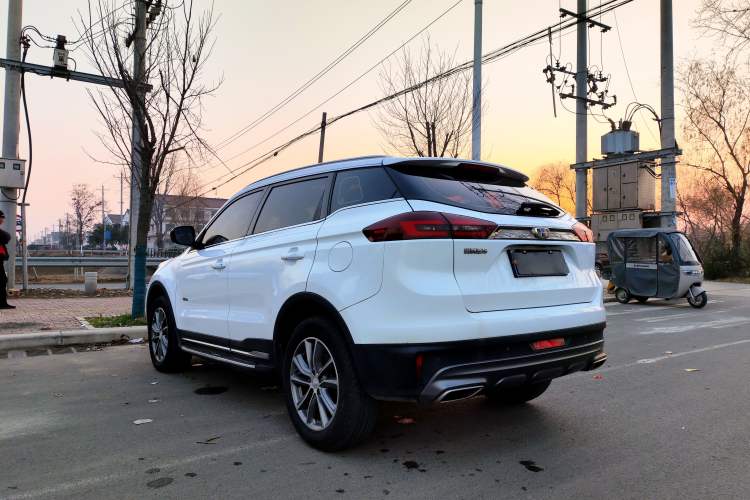 Used Geely Auto Emgrand X7 Sport 2018 1.8TD Automatic Two-Wheel Drive Smart Connect 4G Internet Edition Exterior 8