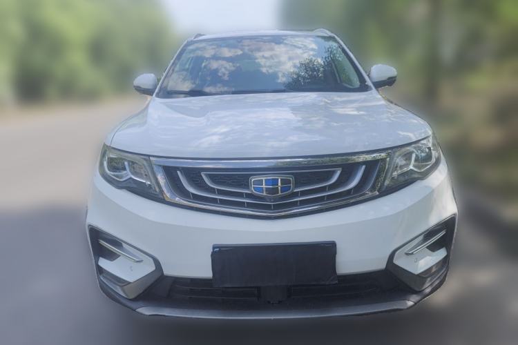 Used Geely Auto Emgrand X7 Sport 2018 1.8TD Automatic Two-Wheel Drive ZhiZun Model with 4G Connectivity Front