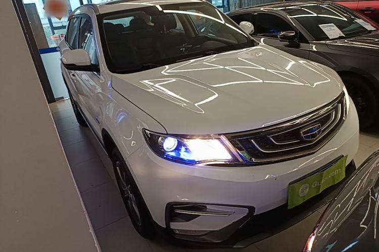 Used Geely Auto Emgrand X7 Sport 2018 1.8TD Automatic Two-Wheel Drive Zhiya Model Front Right 45 Deg