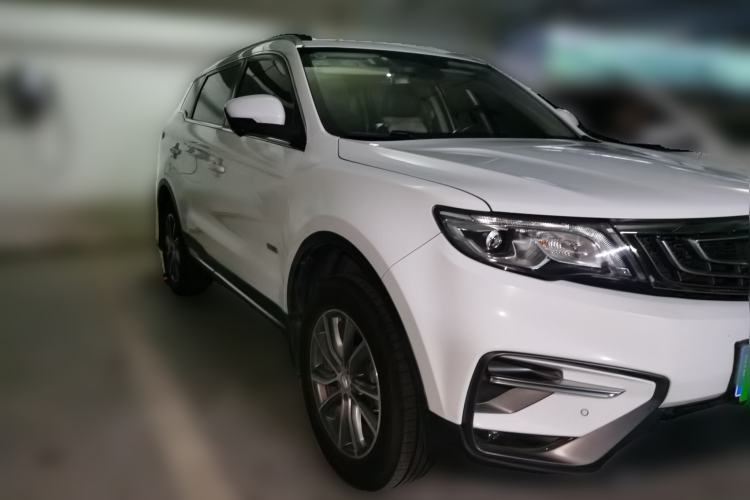 Used Geely Auto Emgrand X7 Sport 2018 Revised Version 1.8TD Automatic Two-Wheel Drive Smart 4G Connectivity Edition Front Right 45 Deg