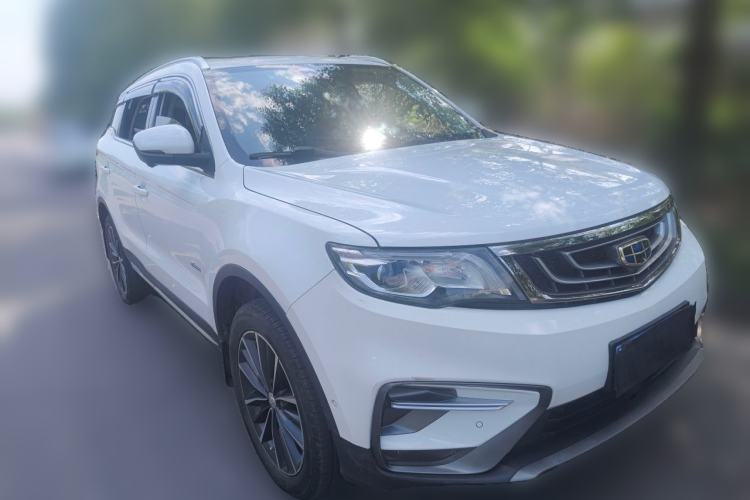Used Geely Auto Emgrand X7 Sport 2018 1.8TD Automatic Two-Wheel Drive ZhiZun Model with 4G Connectivity Front Right 45 Deg
