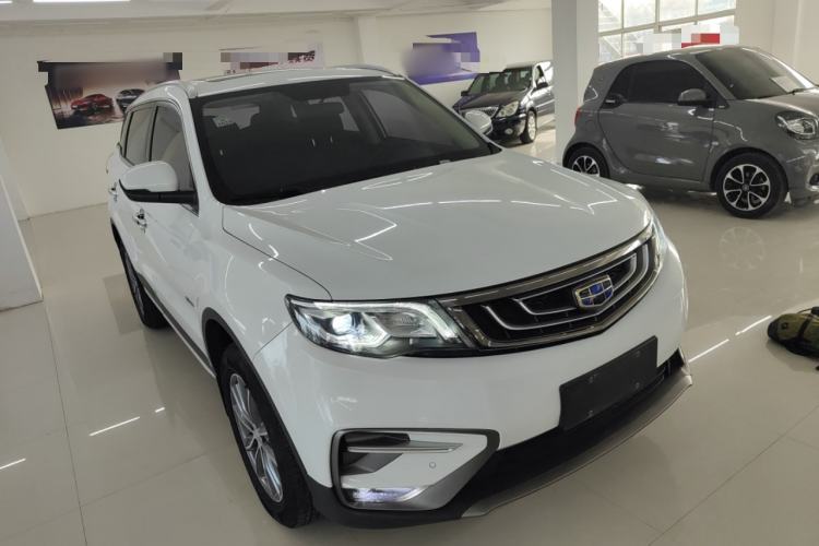 Used Geely Auto Emgrand X7 Sport 2018 1.8TD Automatic Two-Wheel Drive Smart Connect 4G Internet Edition Front Right 45 Deg