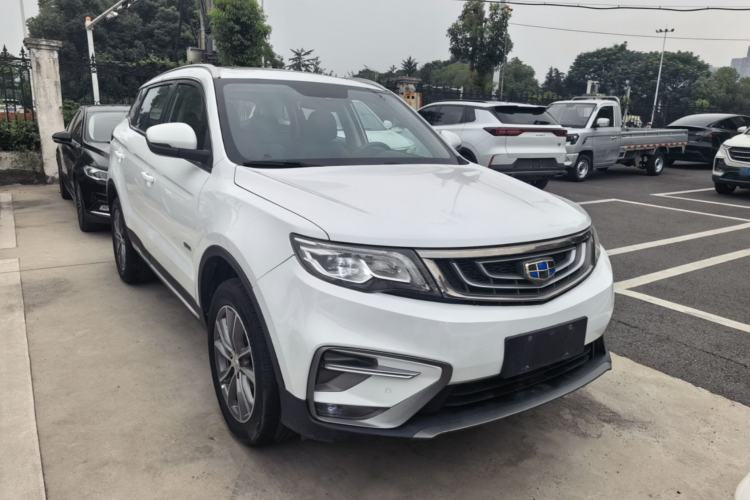 Used Geely Auto Emgrand X7 Sport 2018 1.8TD Automatic Two-Wheel Drive Smart Connect 4G Internet Edition Front Right 45 Deg