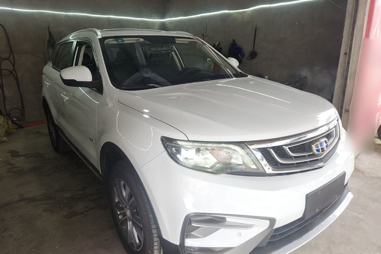 Used Geely Auto Emgrand X7 Sport 2018 1.8TD Automatic Two-Wheel Drive Smart Connect 4G Internet Edition Front Right 45 Deg
