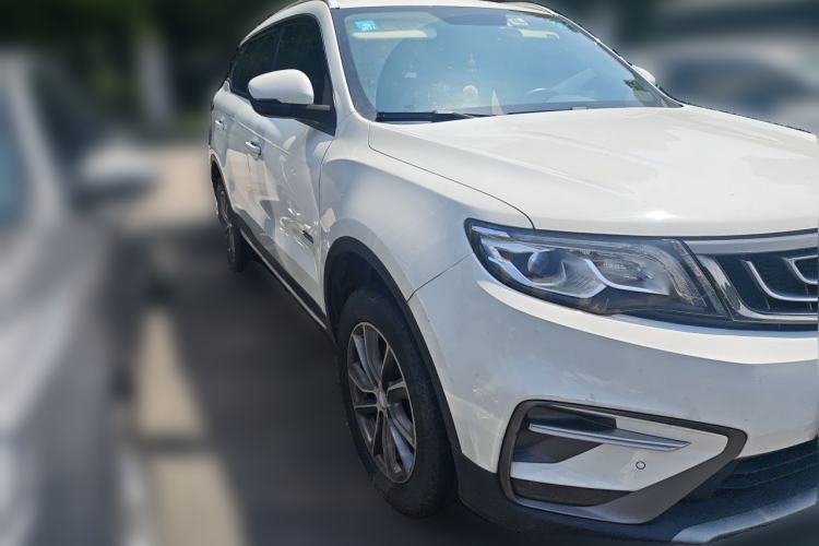 Used Geely Auto Emgrand X7 Sport 2018 1.8TD Automatic Two-Wheel Drive Smart Connect 4G Internet Edition Front Right 45 Deg