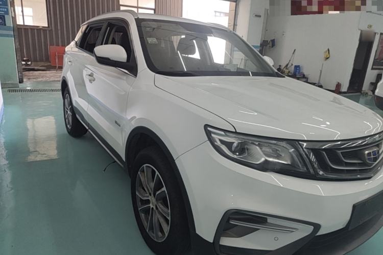 Used Geely Auto Emgrand X7 Sport 2018 1.8TD Automatic Two-Wheel Drive Smart Connect 4G Internet Edition Front Right 45 Deg