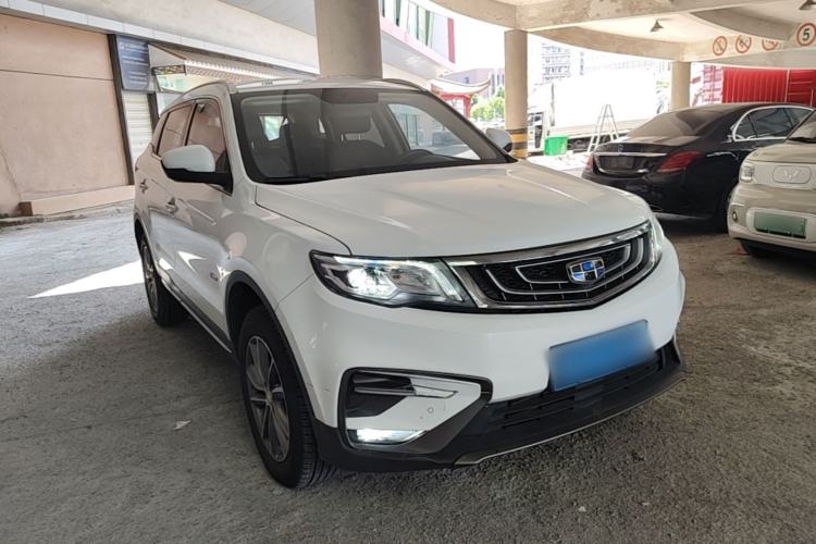 Used Geely Auto Emgrand X7 Sport 2018 1.8TD Automatic Two-Wheel Drive Smart Connect 4G Internet Edition Front Right 45 Deg