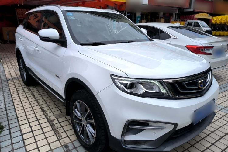 Used Geely Auto Emgrand X7 Sport 2018 1.8TD Automatic Two-Wheel Drive Smart Connect 4G Internet Edition Front Right 45 Deg