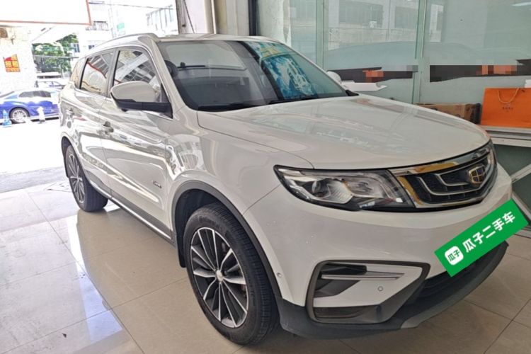 Used Geely Auto Emgrand X7 Sport 2018 1.8TD Automatic Two-Wheel Drive ZhiZun Model with 4G Connectivity Front Right 45 Deg